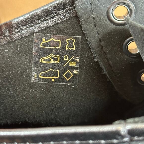 Dr. Martens Unisex 1460 Milled Nubuck WP Black Boots Size M8 W9 - Picture 9 of 13